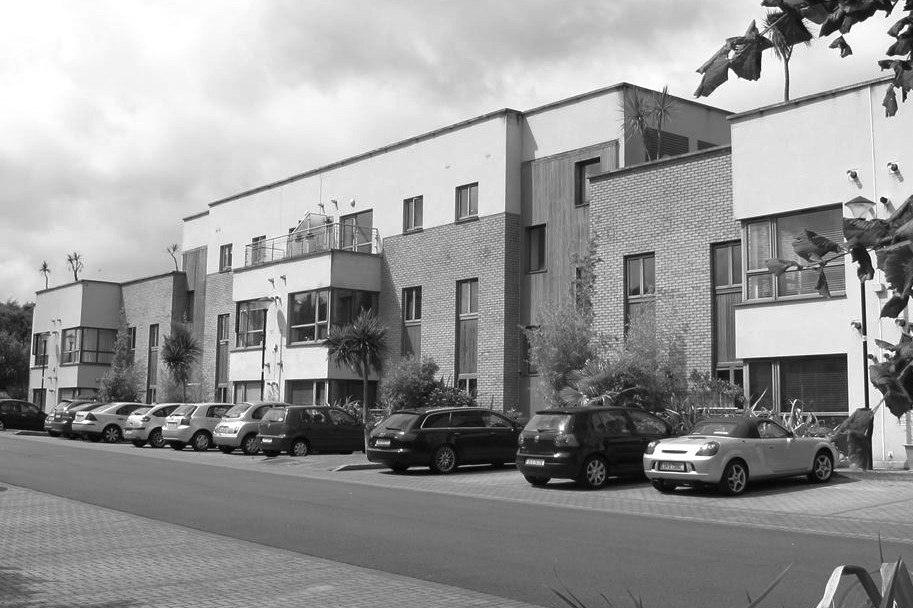 75 Blacklion ManorBW